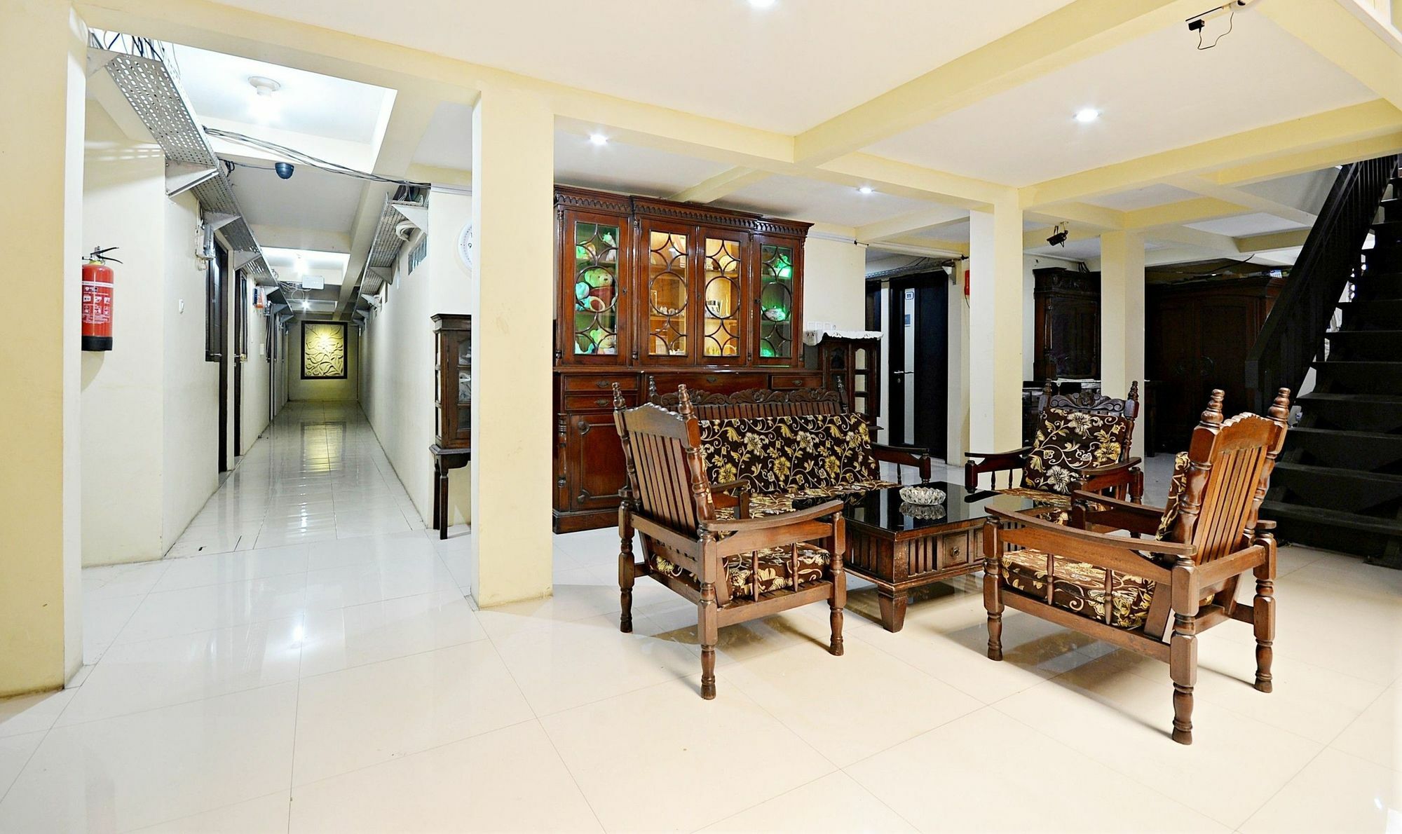 Zen Rooms Kuningan Syariah Jakarta Bagian luar foto